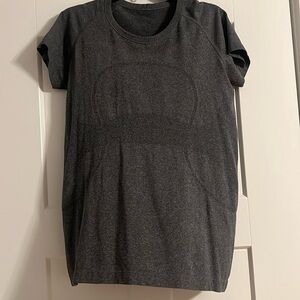 Lululemon swiftly tech